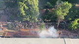 پاکسازی معترضان از اطراف کاخ سفید با گاز اشک‌ آور