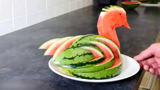 طراحی جالب هندوانه به شکل یک پرنده